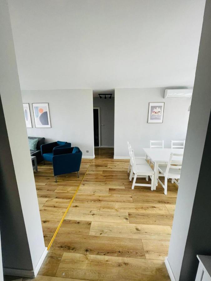 Apartment Banana